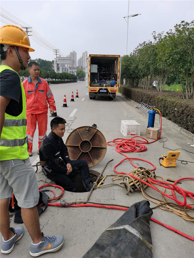 米易翻衬法管道修复技术主要工序