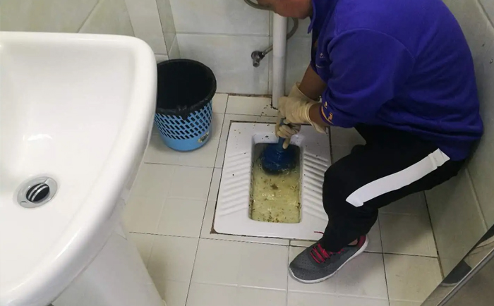 米易疏通蹲坑